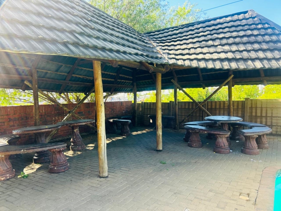 3 Bedroom Property for Sale in Langenhovenpark Free State